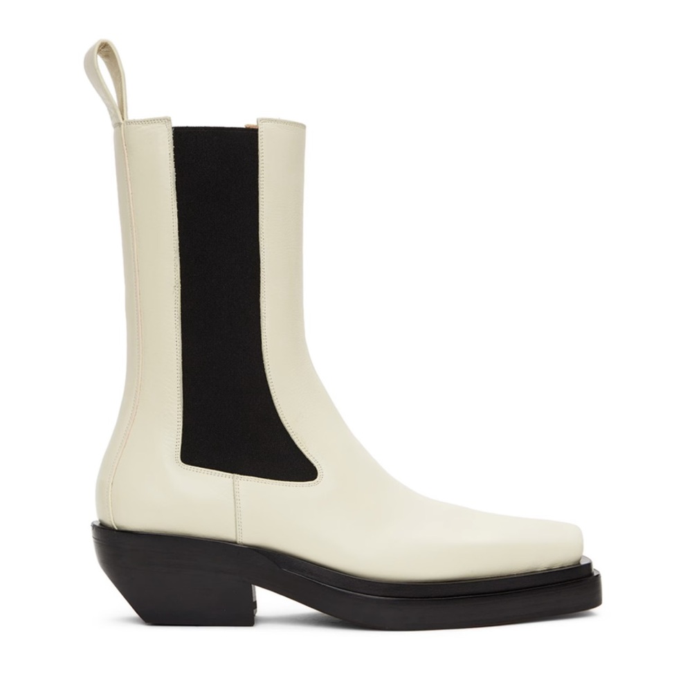 Bottega Veneta Off-White ‘The Lean’ Chelsea Boot